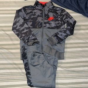 Grey army Nike suit. Size 4 (XS)